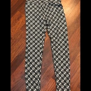 Lularoe Giraffe one size leggings